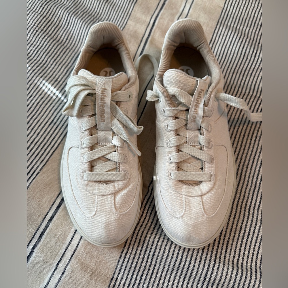 Lululemon Cityverse sneakers - Picture 2 of 8